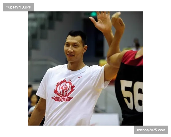 【2026年4月CBA联赛·人物·特写老将的坚持：易建联退役后首次以俱乐部管理者身份现身赛场